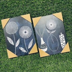 2 x Floral Outline Mod Graphic Blue White Wood Wall Art 6x8
